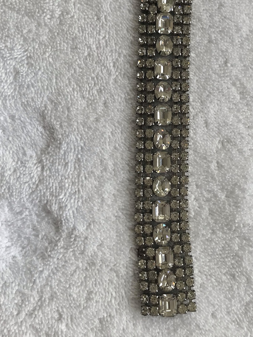 Vintage Beautiful WEISS Crystal Bracelet Rare Design